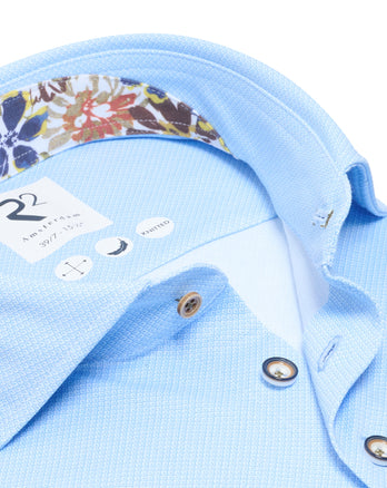 Manches extra longues. Chemise à piquet en tricot 018 - Light blue