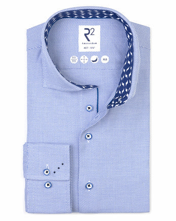 Manches extra longues. Chemise en coton Dobby 018 - Light blue