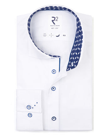 Manches extra longues. Chemise en coton Oxford 004 - White
