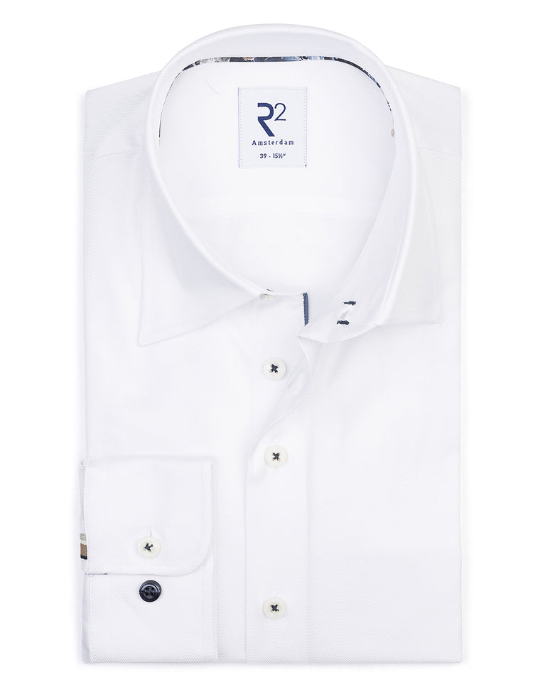004 - White