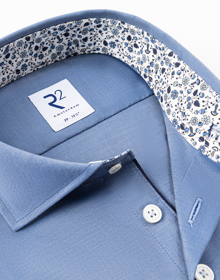 019 - Vintage blue