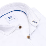 004 - White