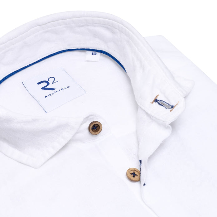 004 - White