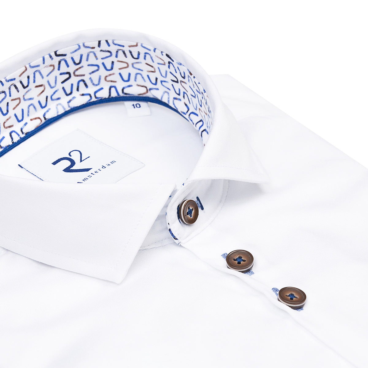 004 - White