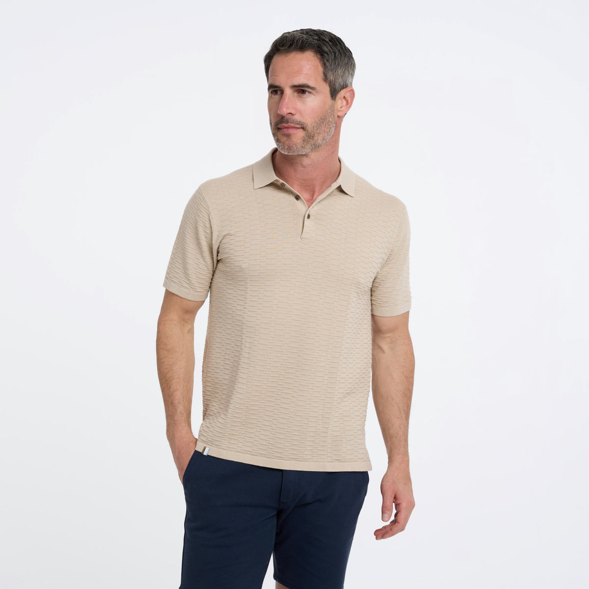 045 - Beige