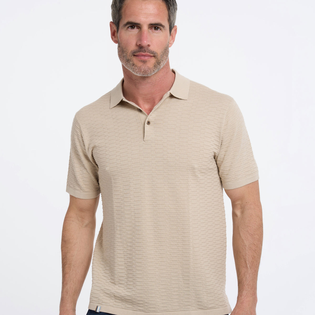 045 - Beige