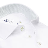 004 - White