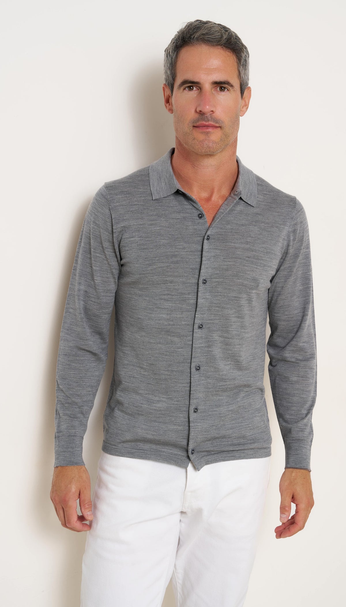 028 - Grey