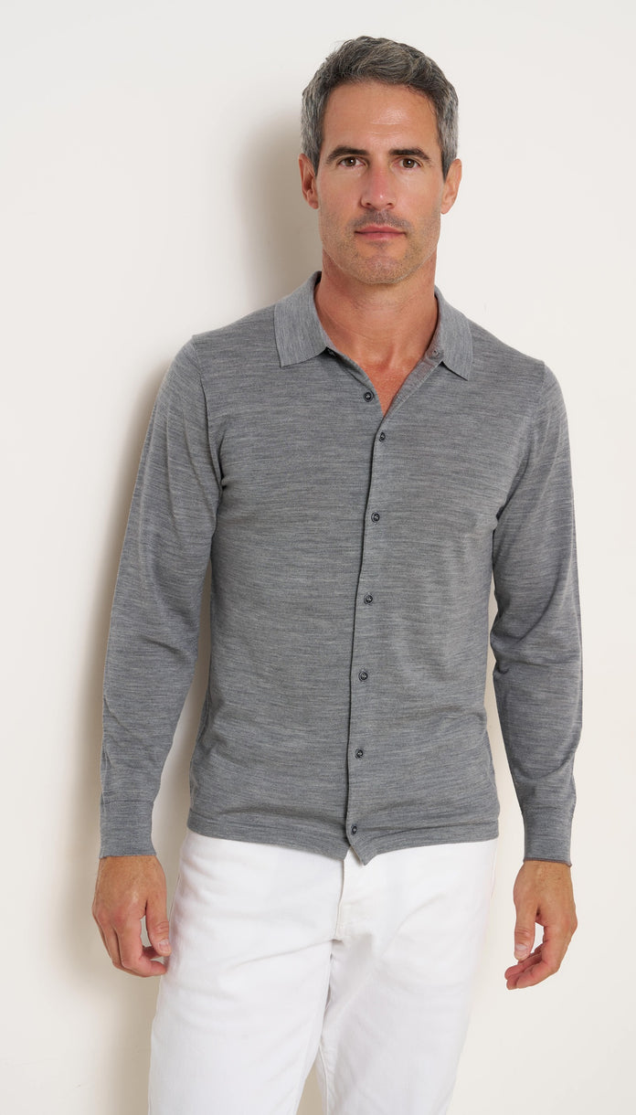 028 - Grey