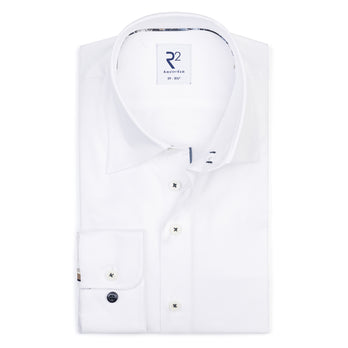 004 - White