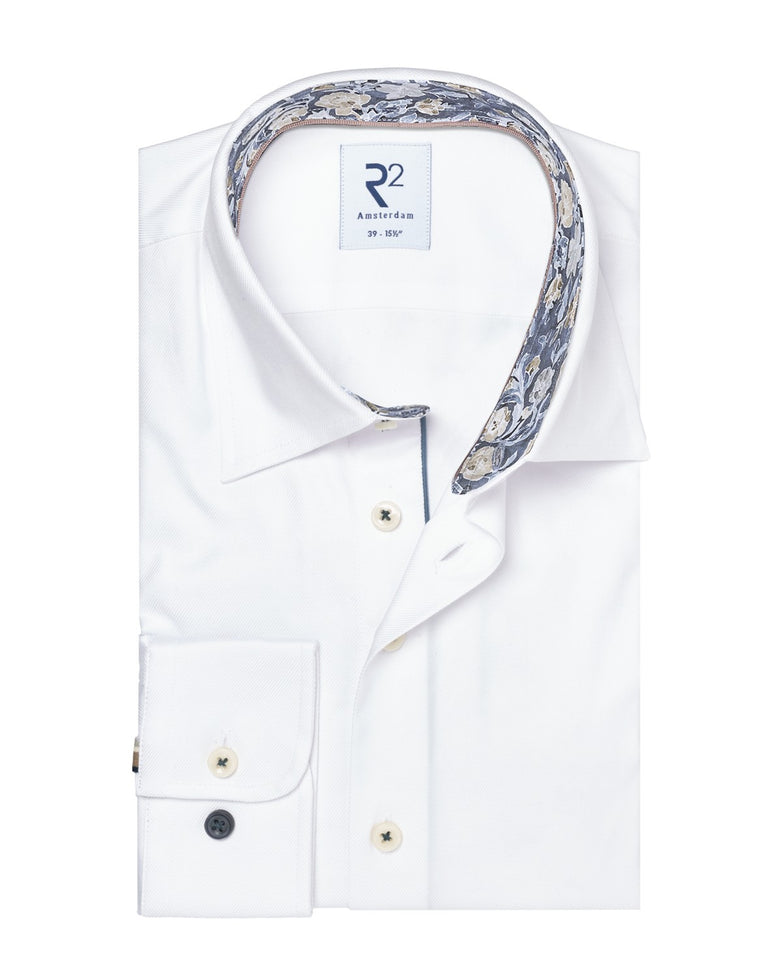 004 - White