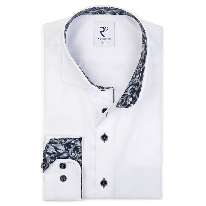 004 - White
