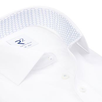 004 - White