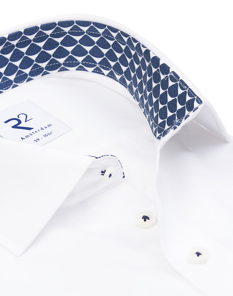 004 - White